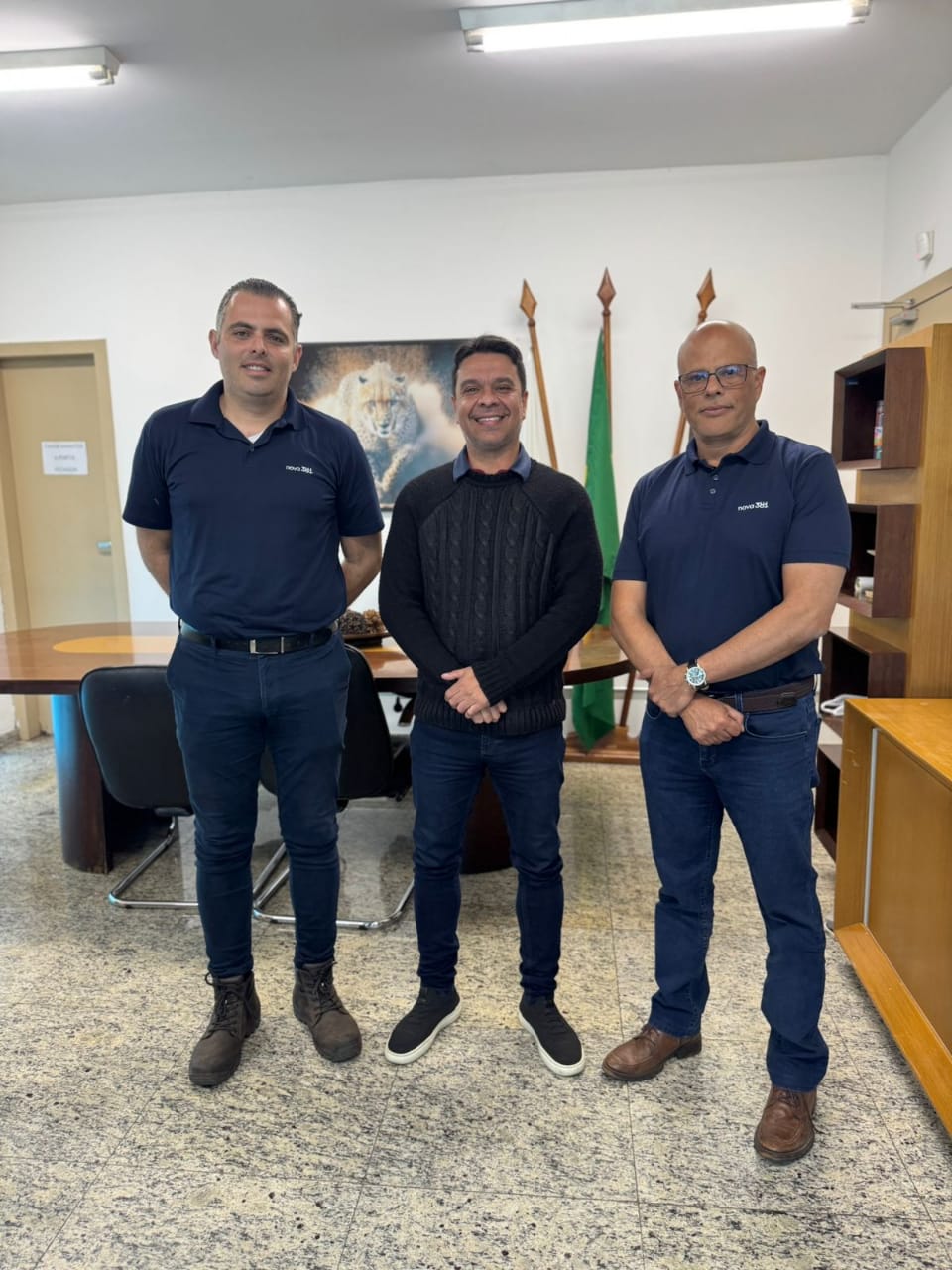 Fernando Linhares se reúne com representantes da Nova 381.