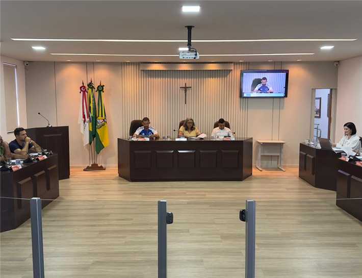 Projetos sobre uso de focinheiras em cães de grande porte e prestação de contas avançam na Câmara de São Gonçalo do Rio Abaixo.