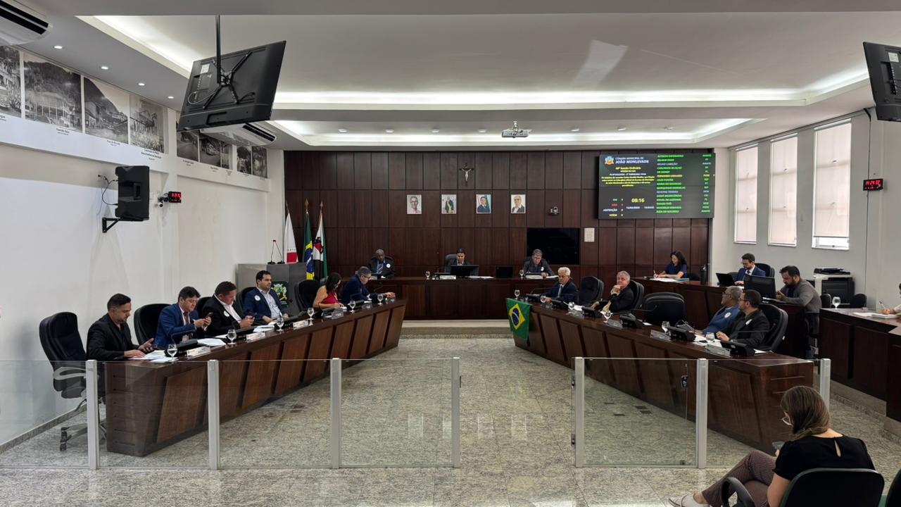 Câmara de João Monlevade aprova projetos em segundo turno e redação final.