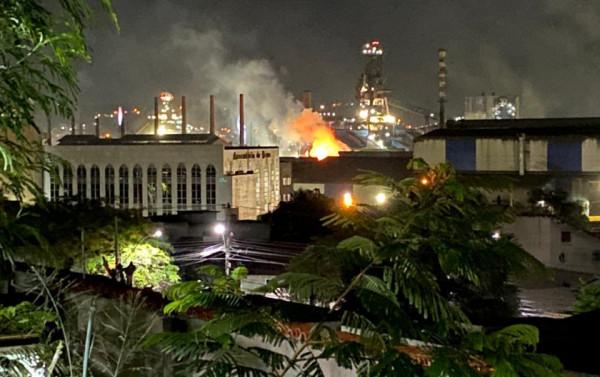 Tragédia na Aperam: incêndio de grandes proporções em usina de Timóteo deixa uma colaboradora morta.