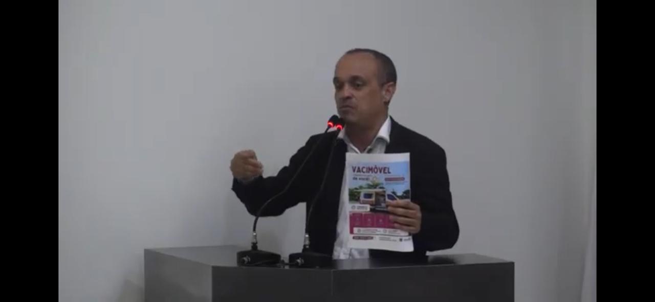 Bruno Cabeção questiona uso do Vacimóvel em unidades que já possuem salas de vacinação