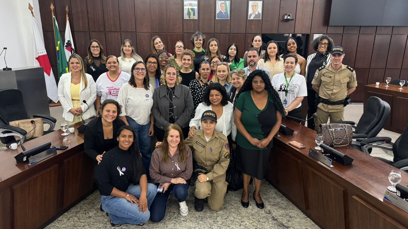 Audiência pública debate criação da Casa de Proteção à Mulher e fortalecimento da rede de enfrentamento à violência em João Monlevade.