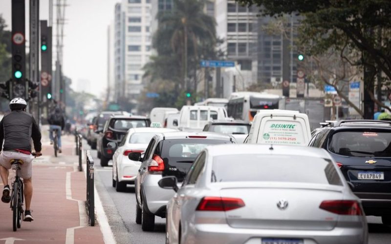 Golpe do IPVA 2026 cresce no país: saiba como funciona a fraude e veja como se proteger.