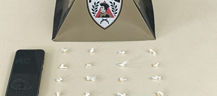 Polícia Militar prende suspeito por tráfico de drogas no bairro Cruzeiro Celeste, em João Monlevade.