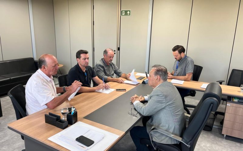 Grupo Hiper investe em frigorífico em São Gonçalo e projeta faturamento de R$ 20 milhões por ano.