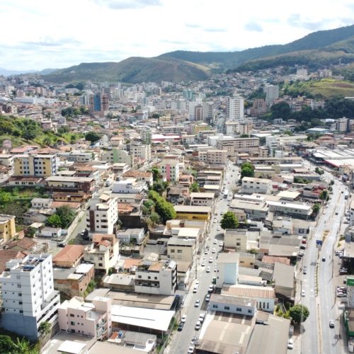 Prefeitura antecipa 13º e folha salarial e injeta quase R$ 14 milhões na economia no aniversário da cidade.