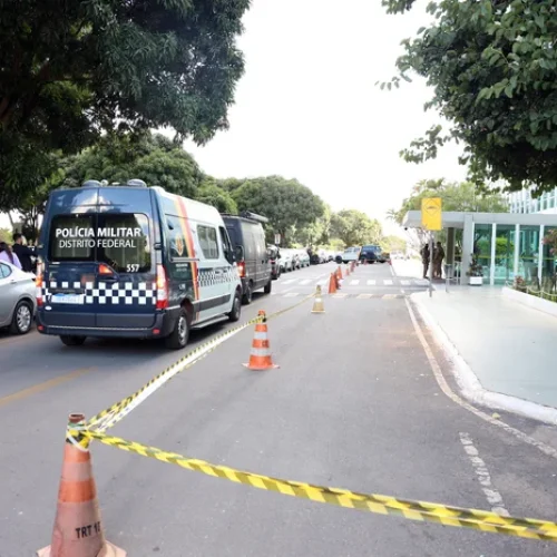 Ocorrência de ameaça de explosivo no Ministério do Desenvolvimento e Assistência Social mobiliza aparato policial em Brasília.