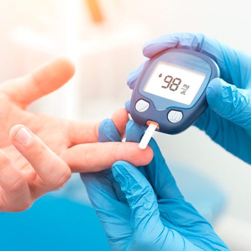A relação entre o diabetes e a saúde dos rins: estratégias para evitar o avanço da insuficiência renal.