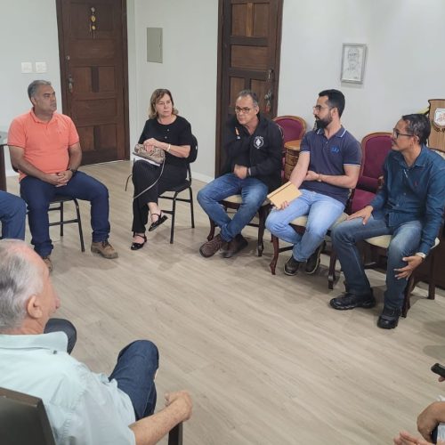 Laércio e Dorinha recebem representantes do IFMG e da construtora responsável pela primeira obra do novo campus