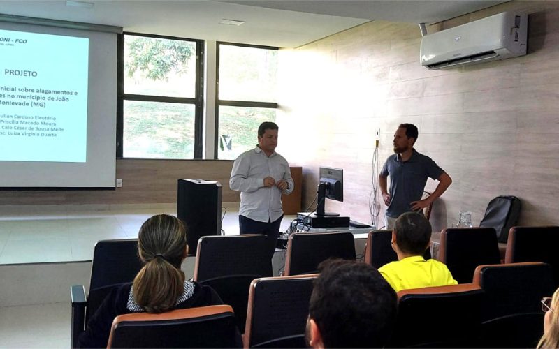 Fundação Christiano Ottoni apresenta estudo técnico sobre alagamentos e inundações em João Monlevade.