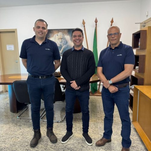 Fernando Linhares se reúne com representantes da Nova 381.