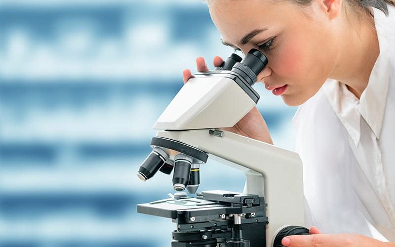 Laboratório Municipal de João Monlevade recebe Certificado do Programa Nacional de Controle de Qualidade.