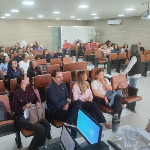 Secretaria de Saúde promove o projeto Educação Permanente.