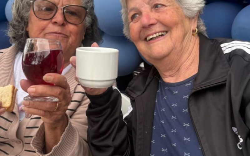 João Monlevade abre mês da melhor idade com café especial para idosos no Cras Bem Viver.