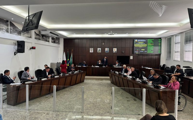 Projeto que obriga divulgação mensal do cronograma de limpeza urbana é aprovado.