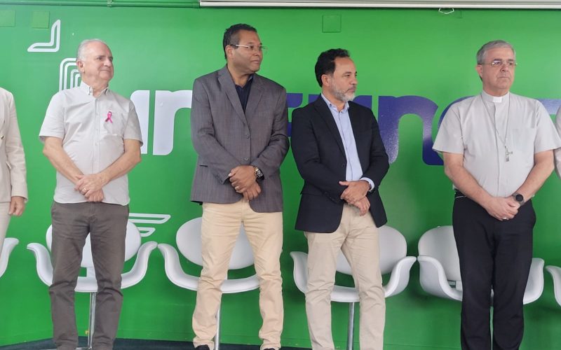 Prefeito Dr. Laércio Ribeiro participa de celebração dos 50 anos da Gerência Regional de Saúde de Itabira.