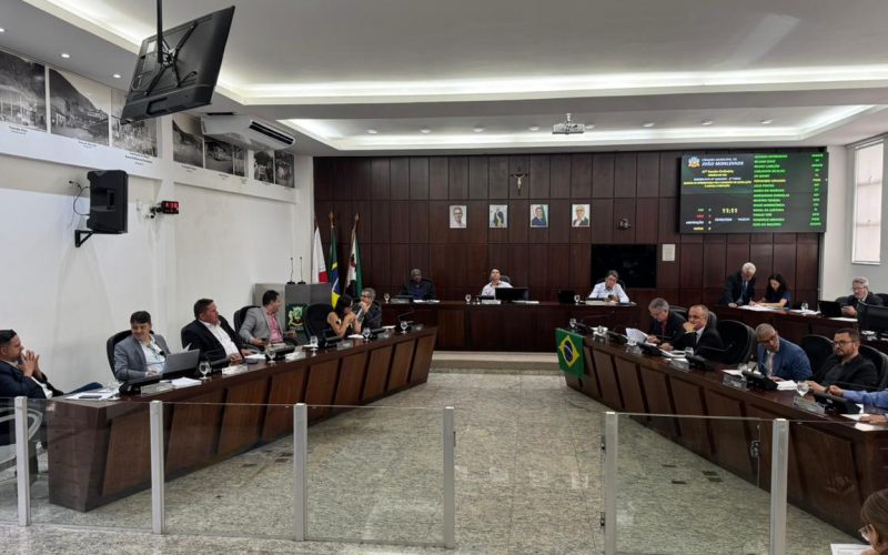 Câmara aprova anteprojeto que trata sobre direitos de servidores.