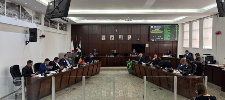 Câmara de João Monlevade aprova projetos em segundo turno e redação final.