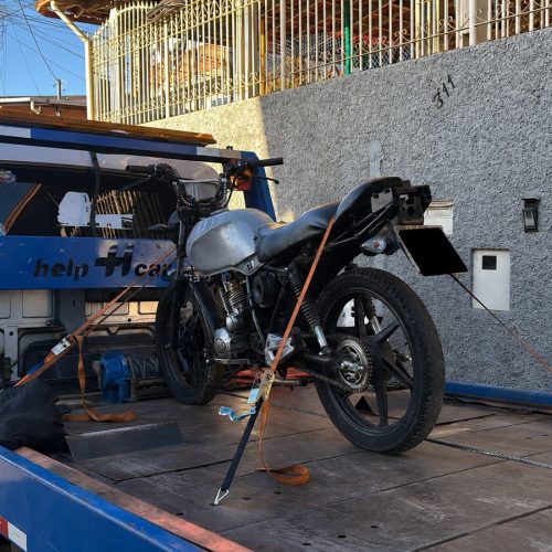 17ª Cia PM Ind – João Monlevade – Polícia Militar remove motocicleta.