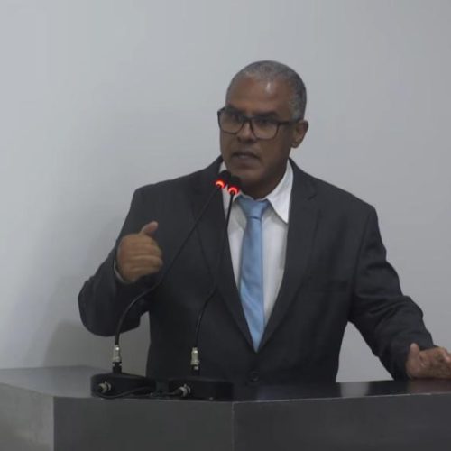 Dr. Sidney alerta para insatisfação popular e defende reflexão sobre gastos e contratações na Câmara de João Monlevade.