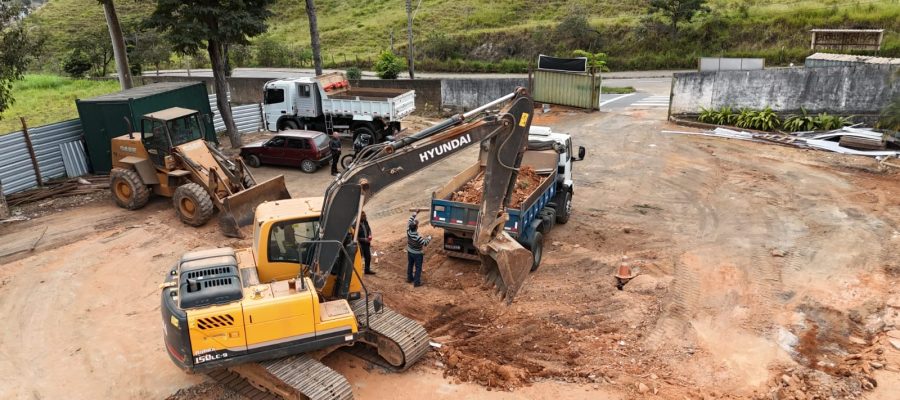 Prefeitura de João Monlevade prepara terreno para construção da nova UBS do Loanda.
