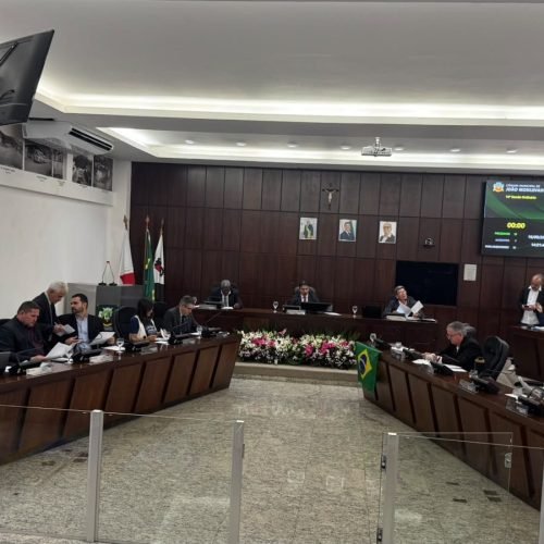 Vereadores aprovam contas do Executivo referentes ao exercício de 2021.