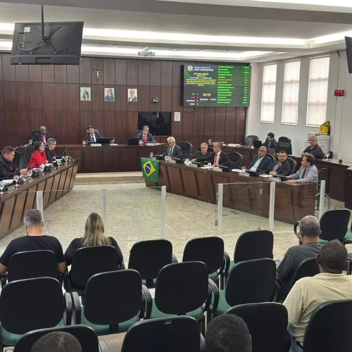 Pauta da Câmara de João Monlevade continua trancada após novo pedido de vista a projeto da ARISB-MG.