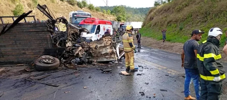 Grave acidente na BR-381 deixa uma pessoa morta entre João Monlevade e Bela Vista de Minas.