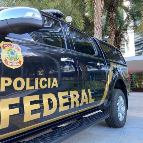 Polícia Federal realiza operação em João Monlevade e investiga desvio de mais de R$ 40 milhões em conselho federal.