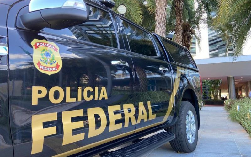 Polícia Federal realiza operação em João Monlevade e investiga desvio de mais de R$ 40 milhões em conselho federal.