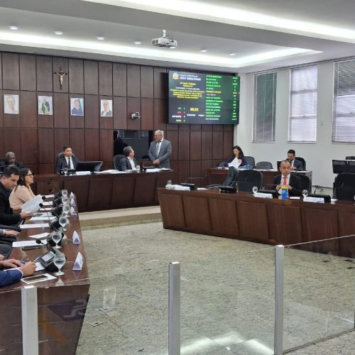 Profissionais da enfermagem conquistam direito à meia-entrada com aprovação de projeto na Câmara.