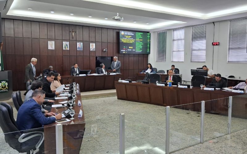 Profissionais da enfermagem conquistam direito à meia-entrada com aprovação de projeto na Câmara.